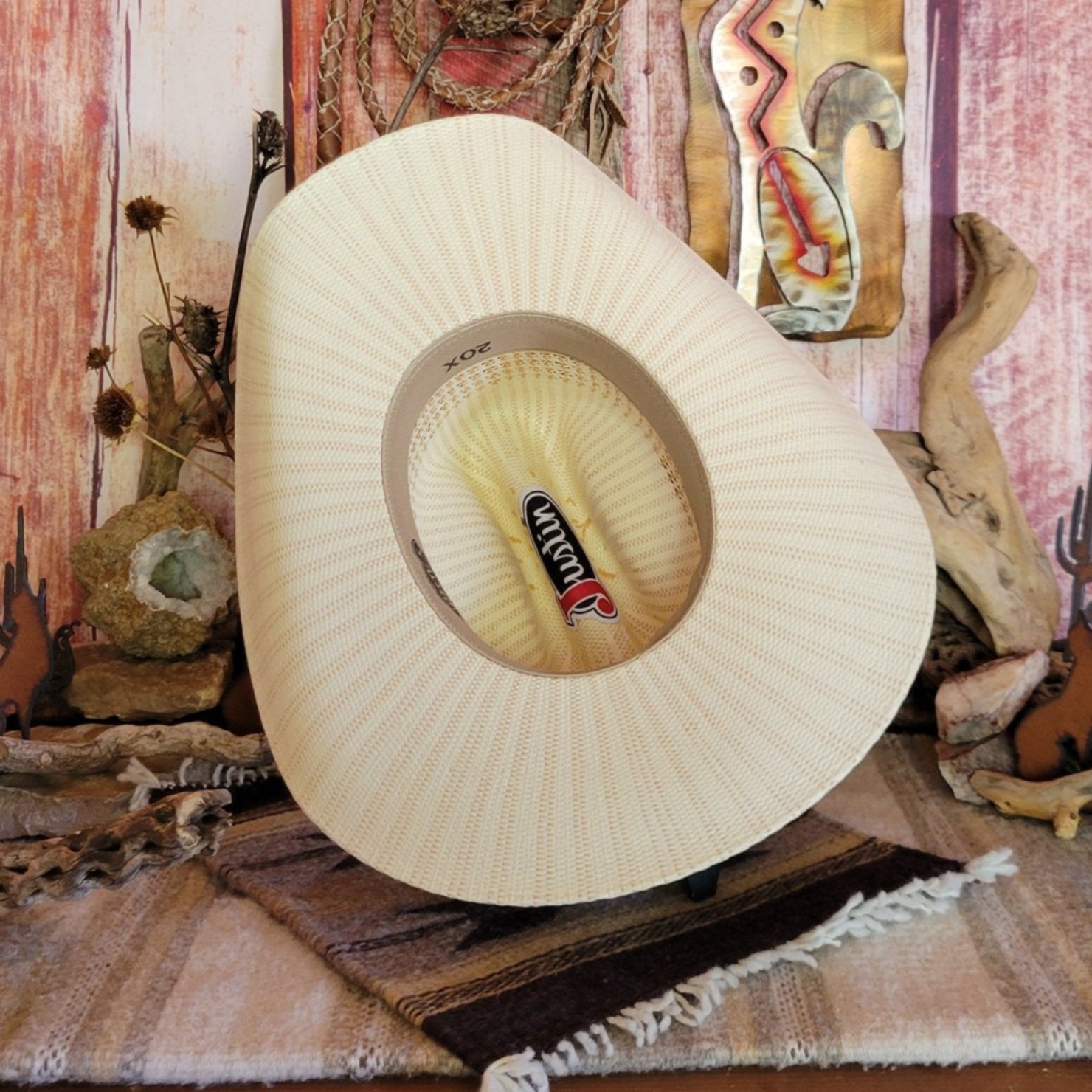 20X Straw Hat Jesse
