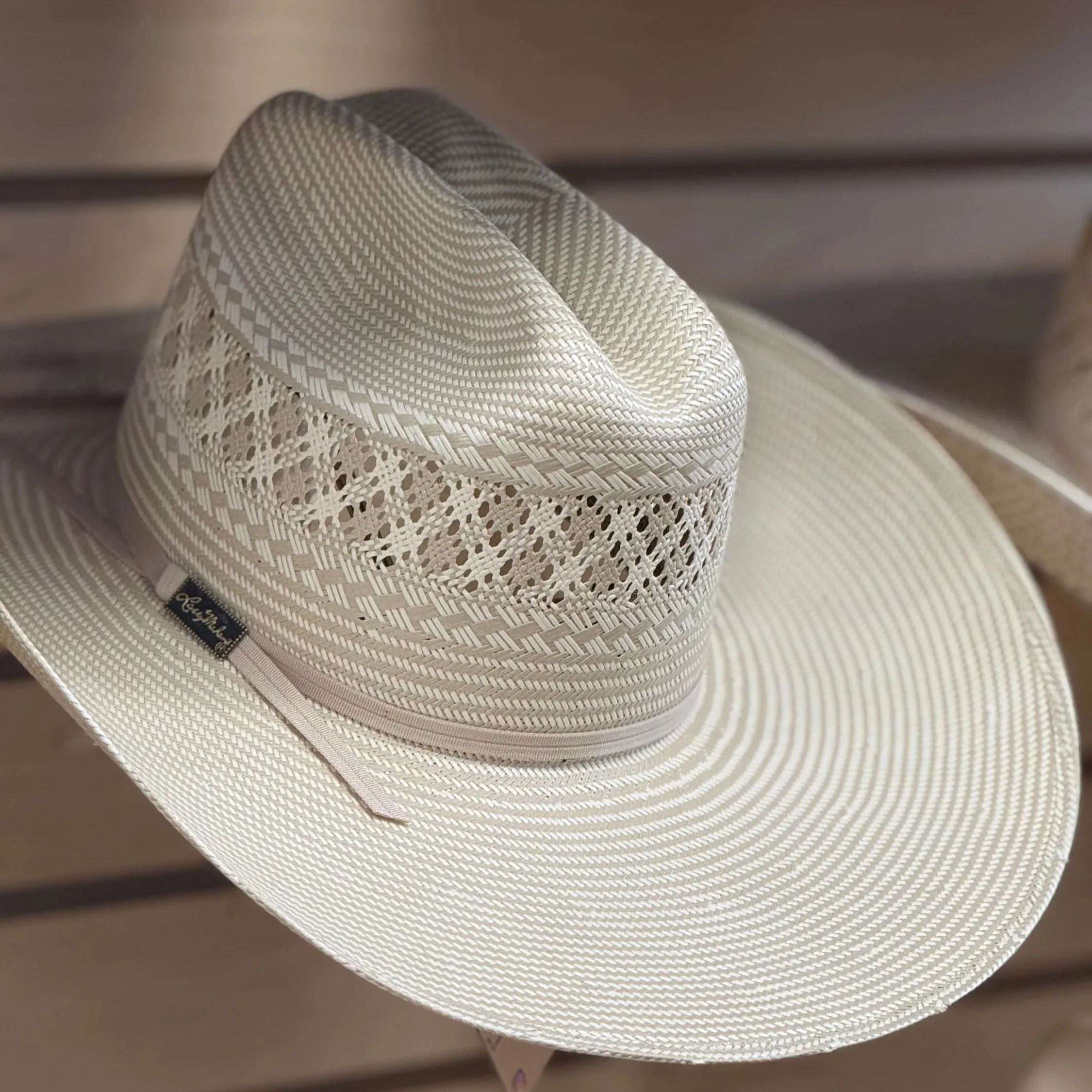 Larry 10x 42COWX  Straw Hat Cowboy IVORY